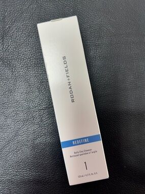 Brand New Sealed Rodan + Fields Redefine Daily Clay Cleanser 125ml/4.2oz